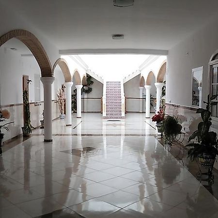 Hostal Los Arcos Hotel Чипиона Екстериор снимка